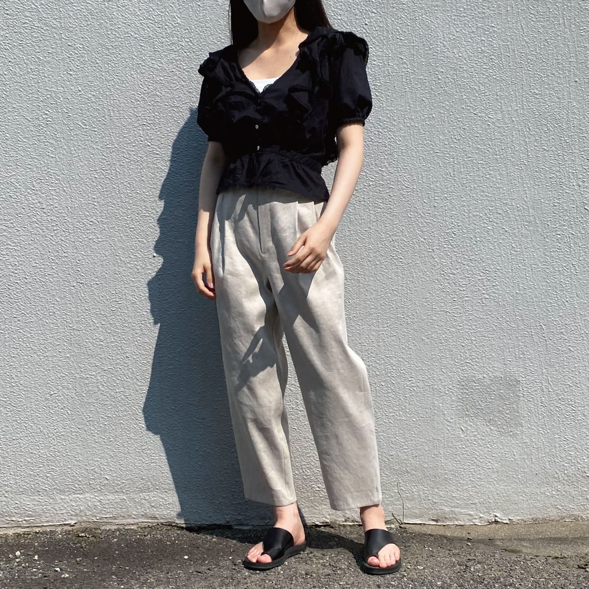 スタッフコーデ紹介“SWELL” linen two tuck pants