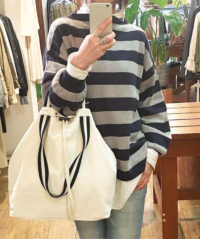 ミラノリブボトルネックニット　ボーダー　春ニット入荷しました