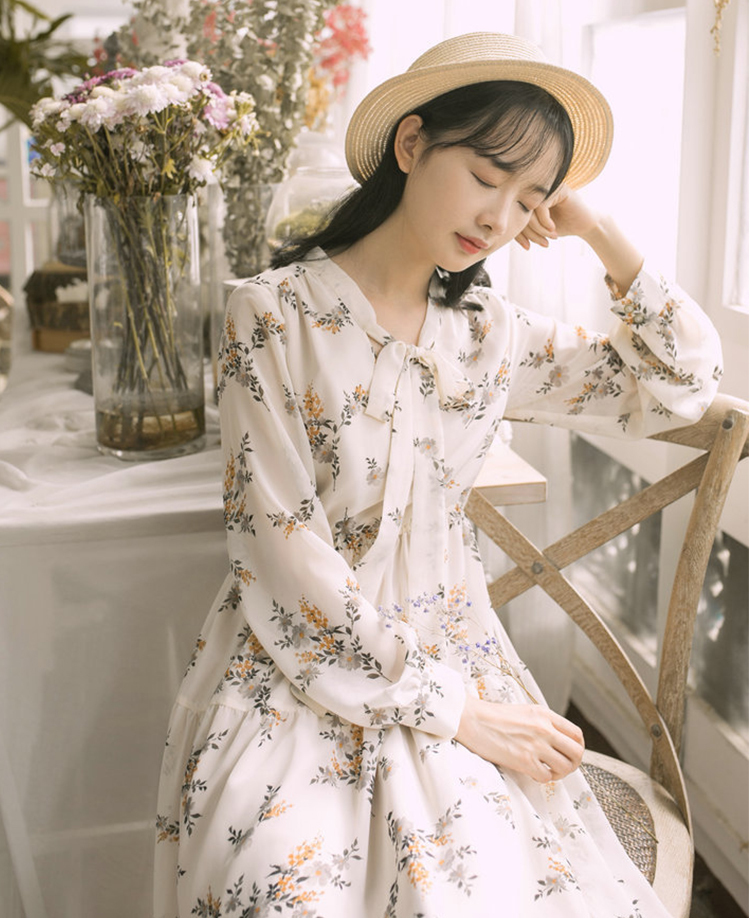 春コーデ♬たった１枚でお洒落に着こなせちゃう花柄ロングワンピース★