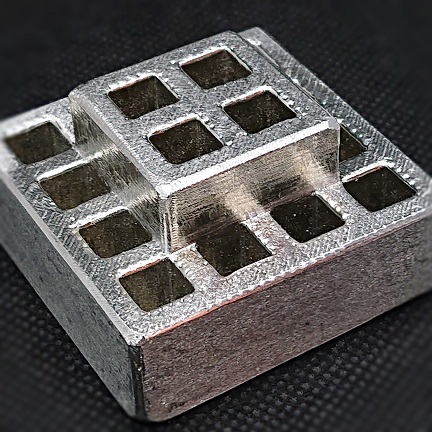 錫で製作した 花留め です Base Mag 錫で製作した 花留め です Base Mag