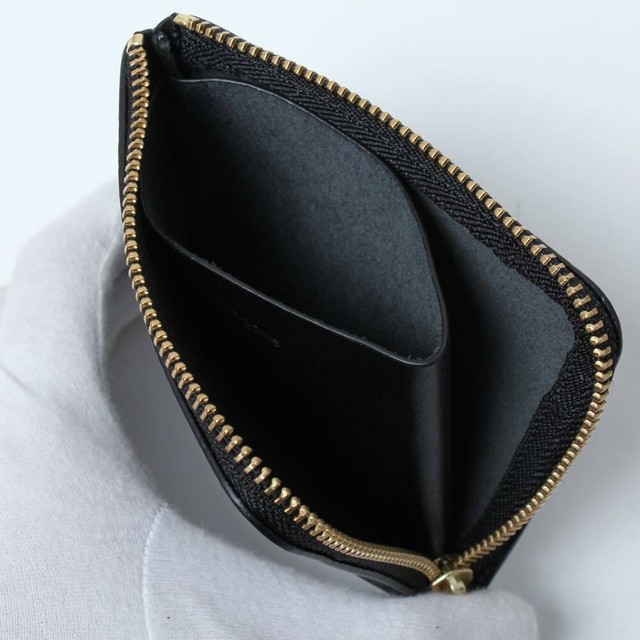 L字ファスナーのコインケースと言えば Comme Des Garcons コムデギャルソン Base Mag L字ファスナーのコインケースと言えば Comme Des Garcons コムデギャルソン Base Mag