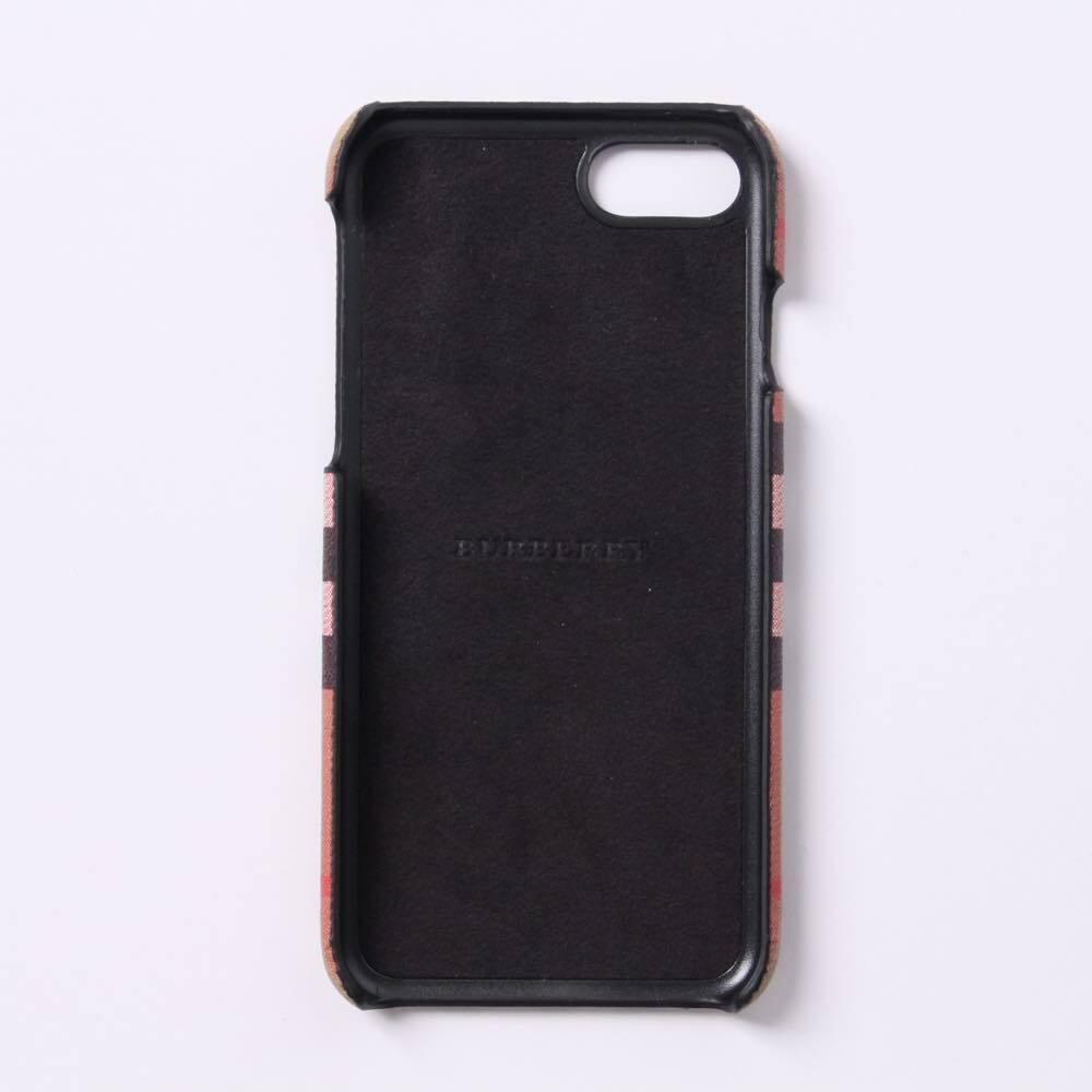 Burberry バーバリー から待望のノヴァチェック柄 Iphoneケース が登場 Base Mag Burberry バーバリー から待望のノヴァチェック柄 Iphoneケース が登場 Base Mag