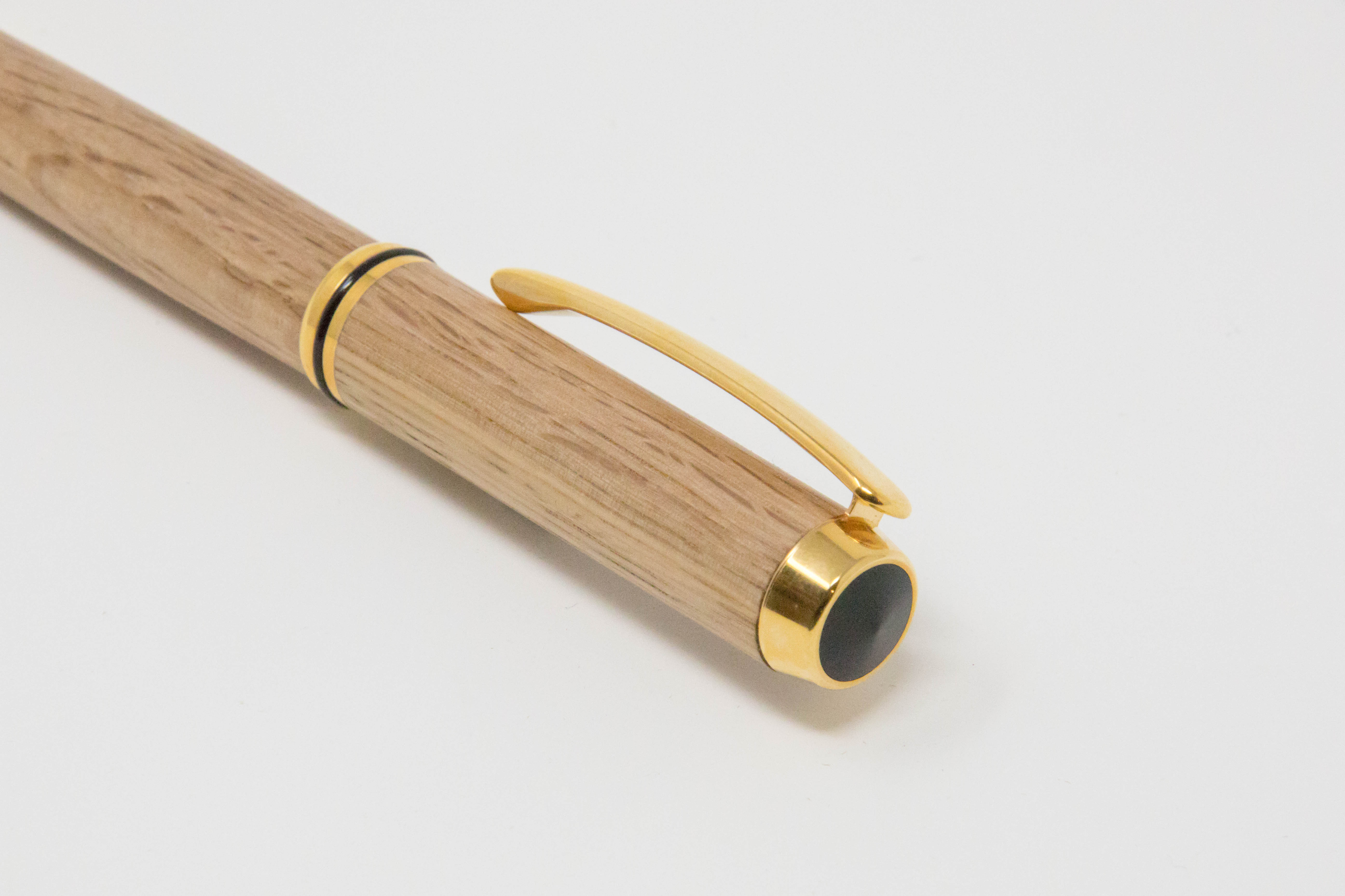 【春の卒業、入学、歓送迎会シーズンに】木製ボールペンの贈り物を