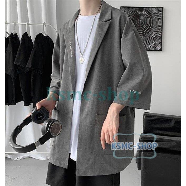 ゆったりシルエットの五分袖テーラードジャケット。韓国ファッション好きに。春夏のきれいめコーデにどうぞ
