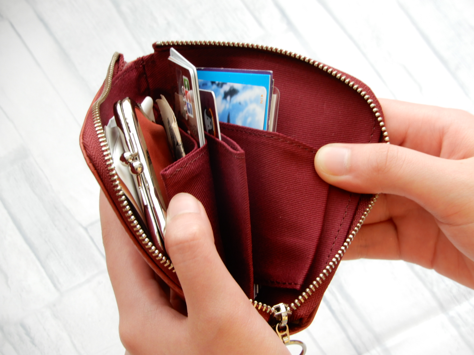 コンパクト財布への乗り換えに不安を感じている方必見！