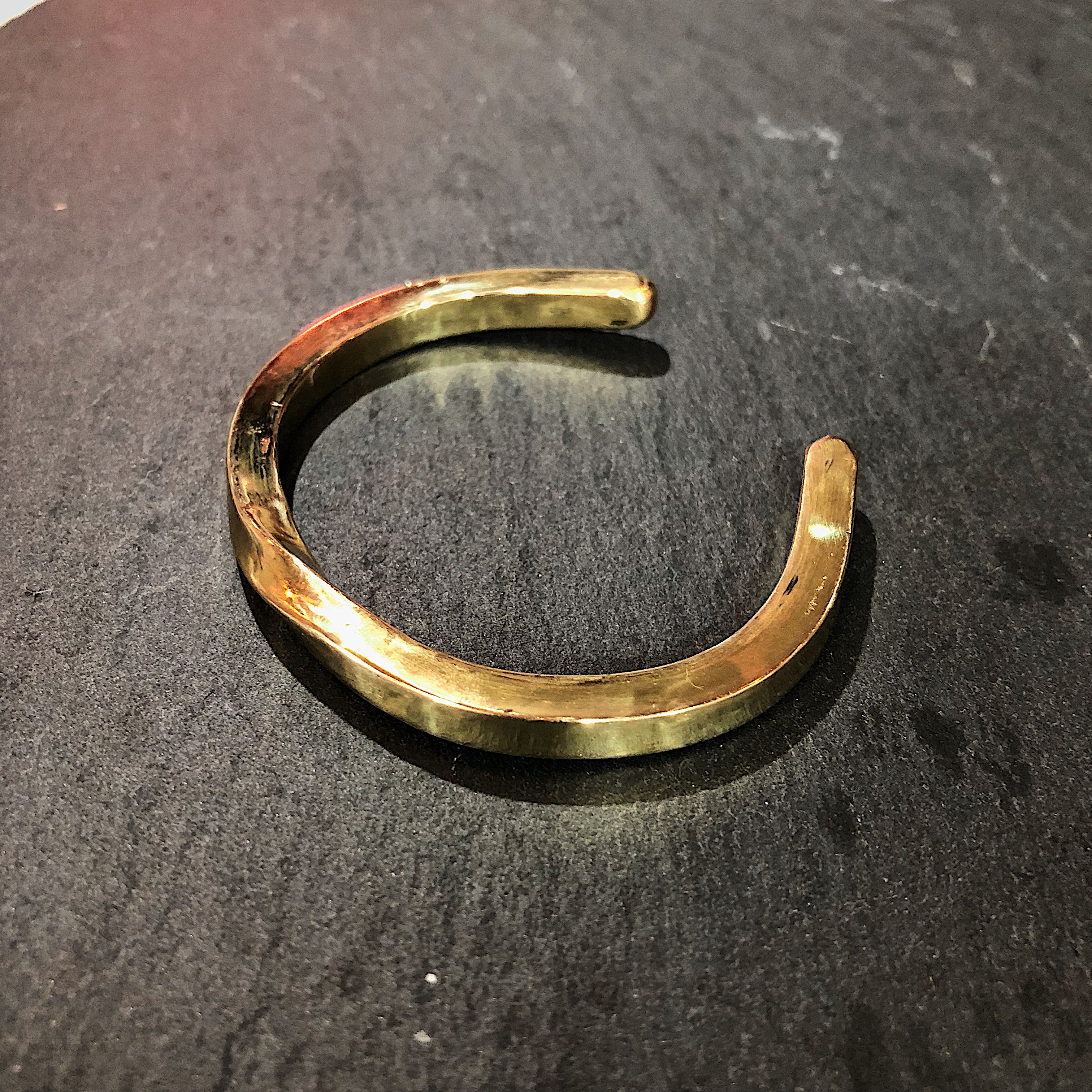 メンズライクで無骨な真鍮アクセサリーのご紹介 Itta