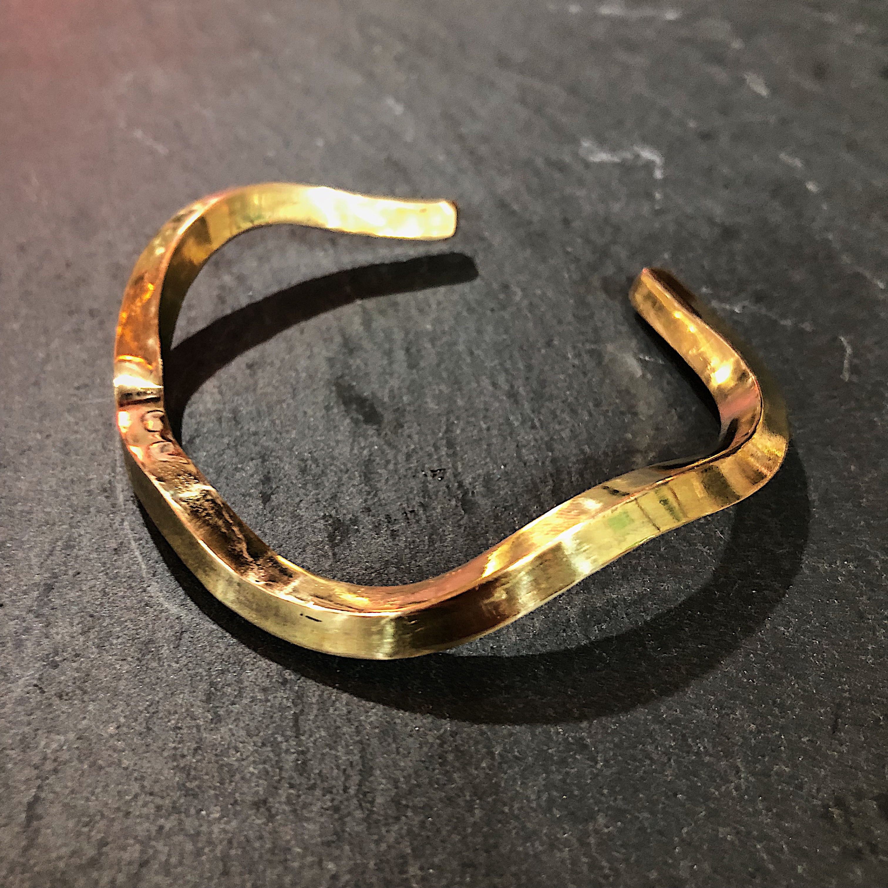 メンズライクで無骨な真鍮アクセサリーのご紹介 Itta