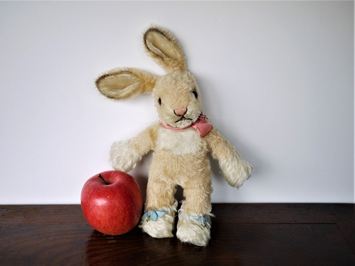 古いシュタイフぬいぐるみ　子ウサギのサッシ― 　Baby Rabbit Sassy