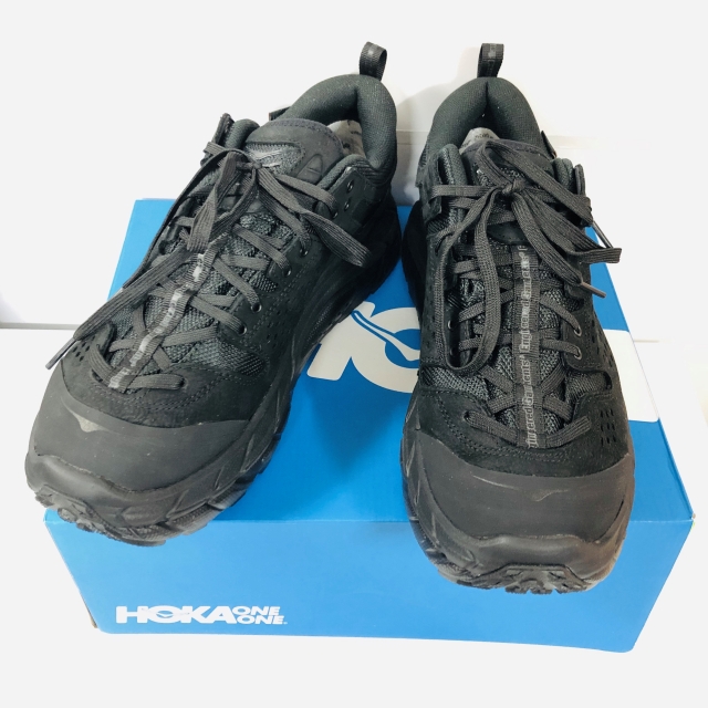 【極上の履き心地】HOKA ONEONEとENGINEERED GARMENTS コラボスニーカー