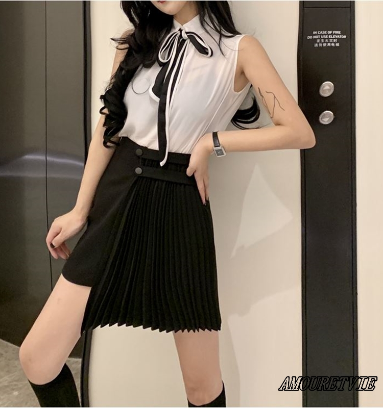 プリーツとストレートのクールなダブルデザイン★高級感と可愛さを併せ持った一着です♪