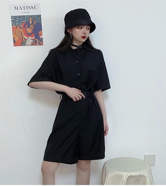 ズボンタイプの可愛いワンピタイプの一着 Amouretvie 韓国系 モード系 個性的ファッションの通販サイト