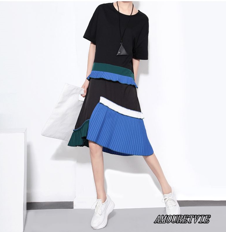 春夏シーズンを彩る爽やかなブルーのスカートが美しいアシメワンピース☆派手過ぎず着用しやすいモード感♪