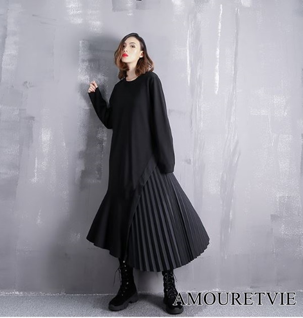 高級感溢れるスタイリッシュな一枚♪プリーツスカートとアシメデザインが最大の特徴です♪