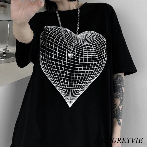 デジタル調のハートマークが斬新なシンプルシャツ アパレルブランドショップamouretvie モレヴィ の商品紹介ブログです