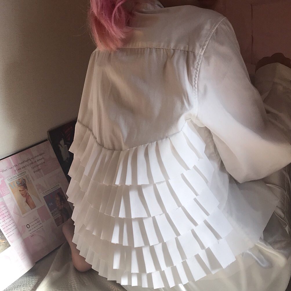 羽のような軽やかさが可愛い クール ふわり Base Mag