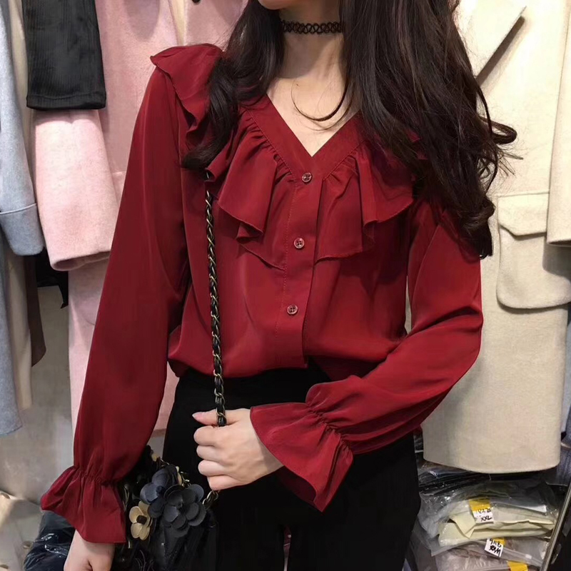 オススメ！！大人っぽい長袖フリルブラウスをご紹介します(^^)