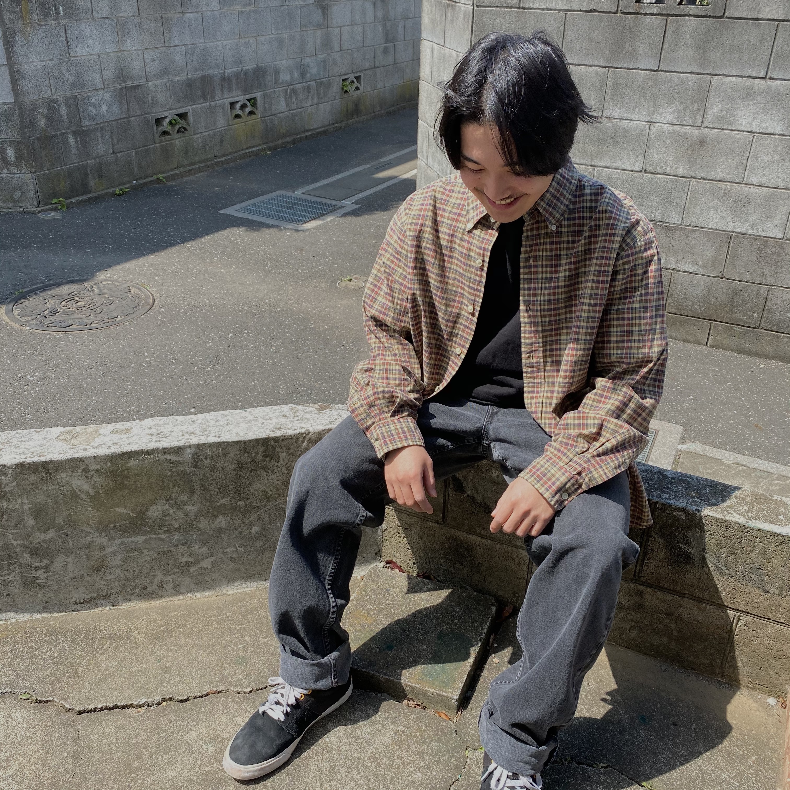 今回の投稿は 暗い色 でコーデ組んでみました 古着屋oldgreen
