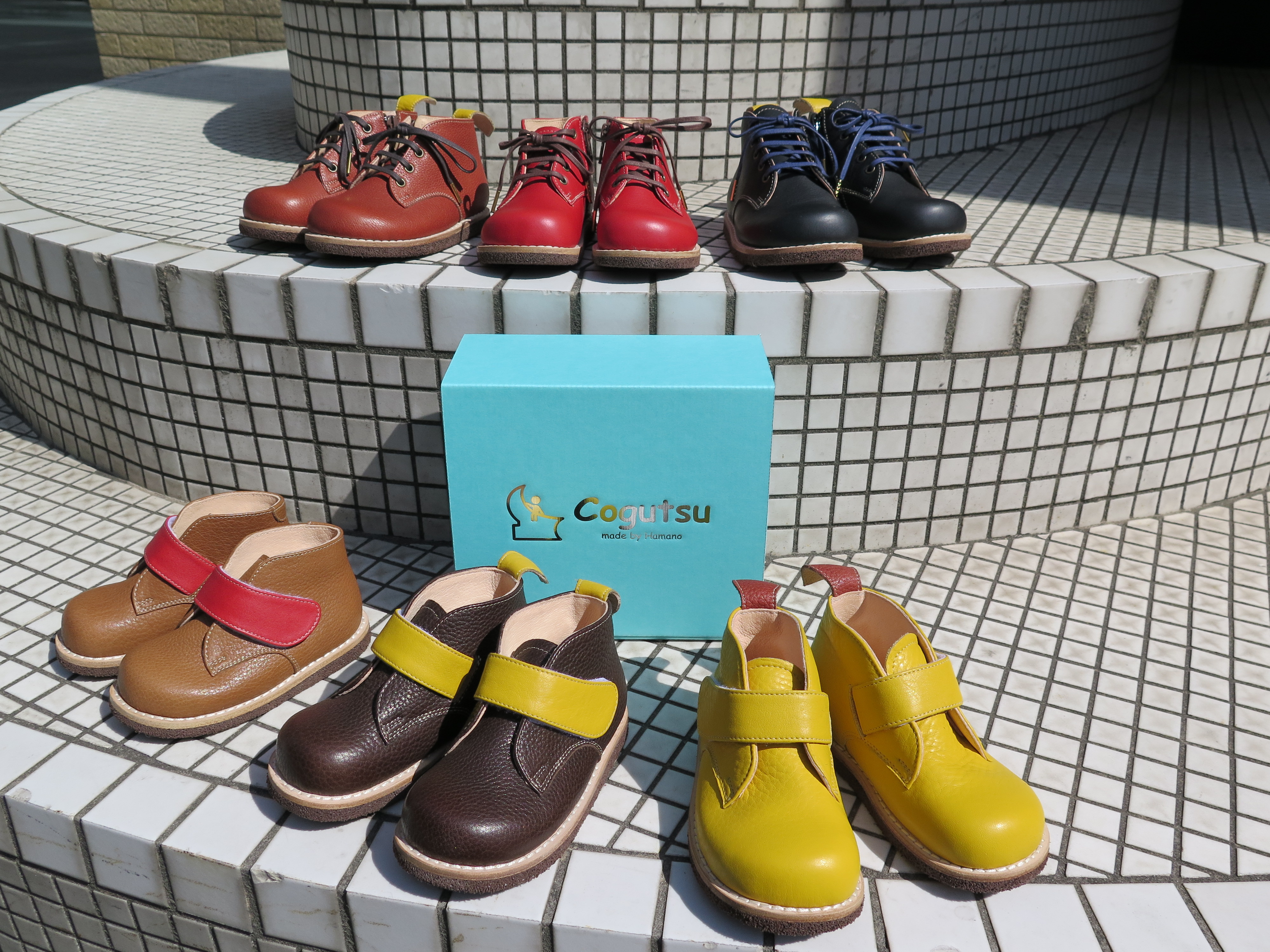 かっちょかわいい 革製オーダーメイドの子供靴 Base Mag