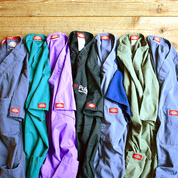 【Dickies　ディッキーズ】 プルオーバーのスクラブシャツ入荷^^　@古着屋カチカチ