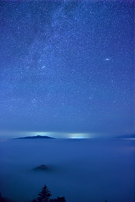 奇跡の星空をお愉しみください 北海道 道東の大自然から 風景写真 Base Mag