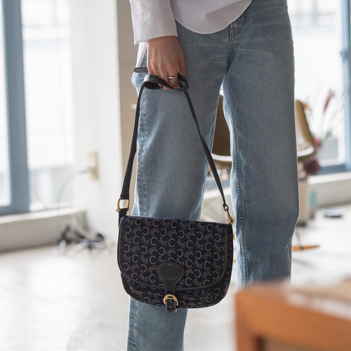 柄物バッグは普段のスタイルのアクセントに！vintage CELINE shoulder bag