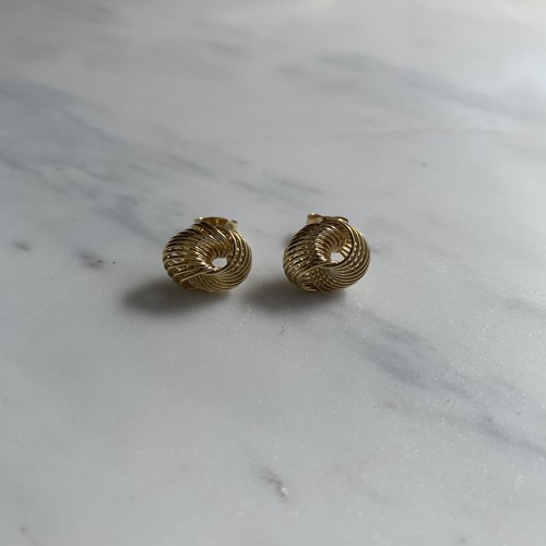 オールシーズン使える♪ゴールド　メタル　ミニ　ピアス