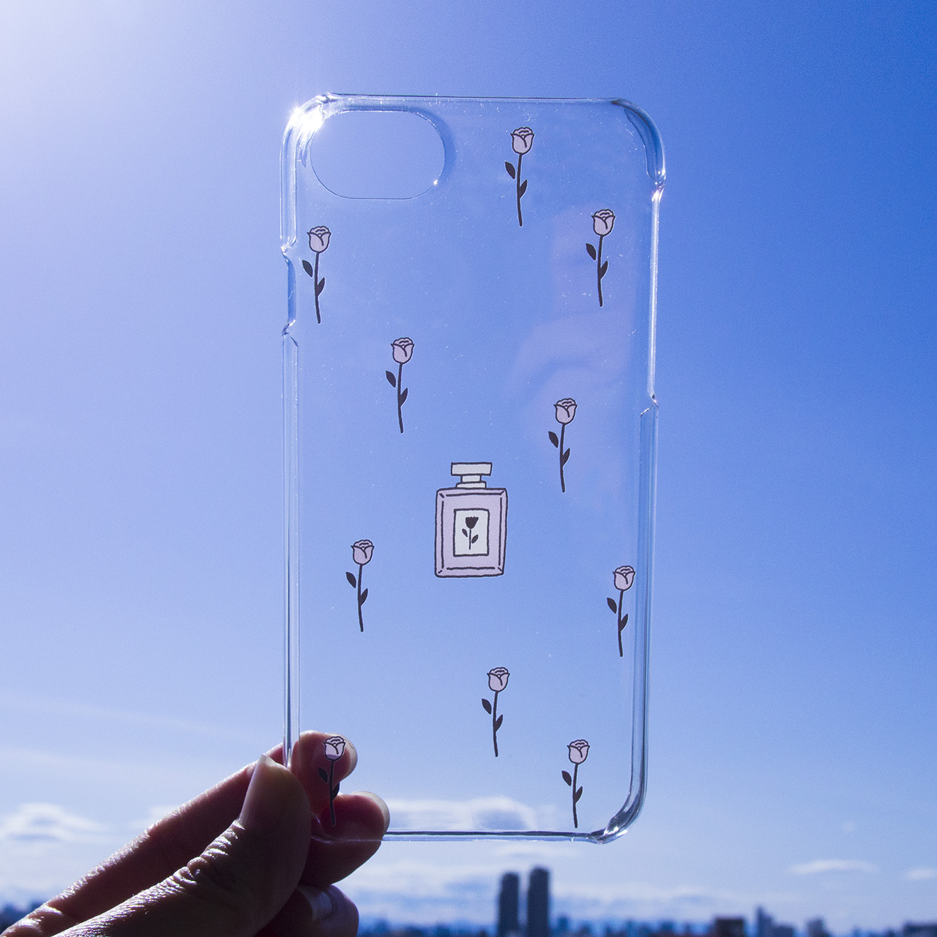ゆるイラストな薔薇の香水で 大人ガーリーなiphoneケース Base Mag ゆるイラストな薔薇の香水で 大人ガーリーなiphoneケース Base Mag