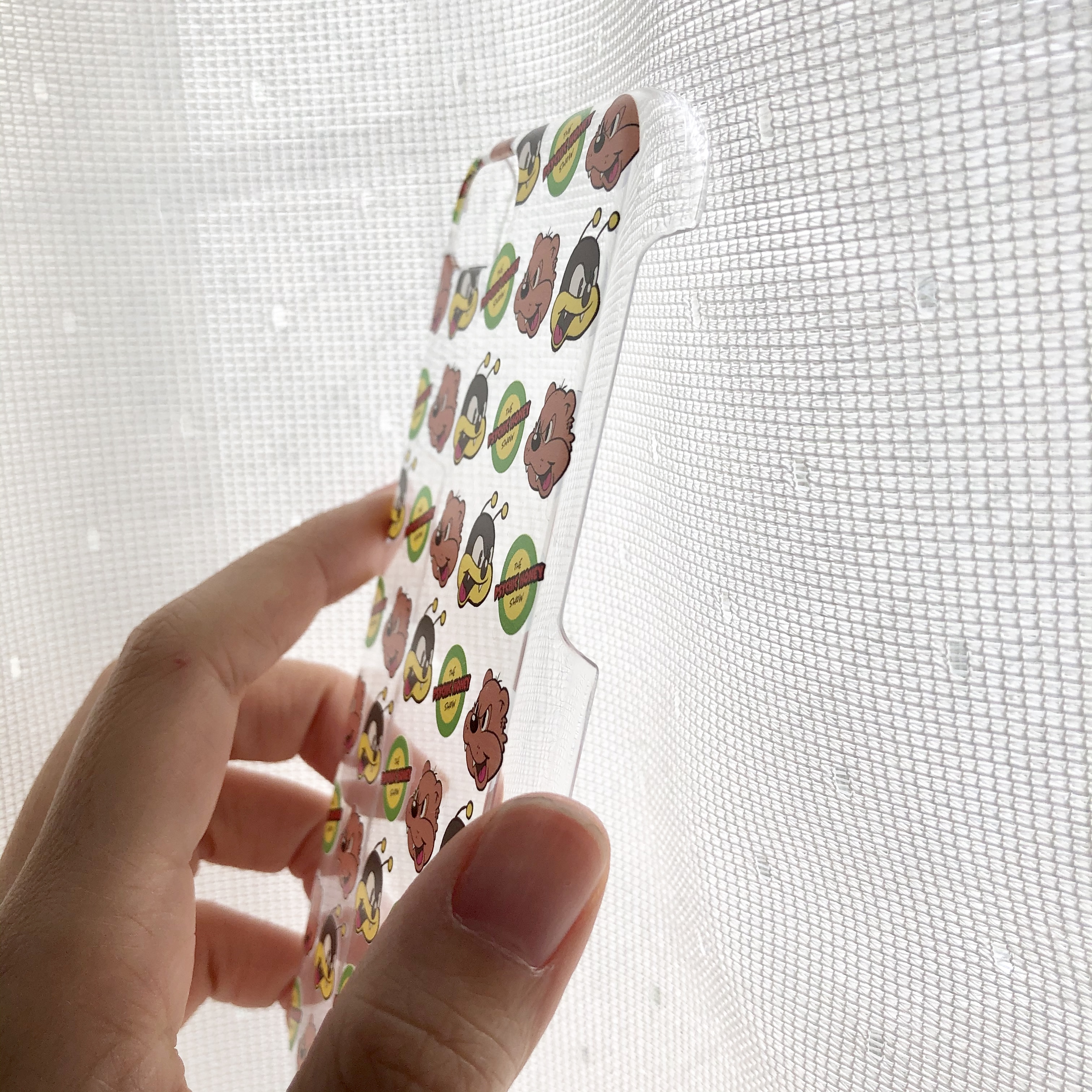 海外アニメのようなポップで可愛いスマホケースが登場 Iphone対応 Base Mag