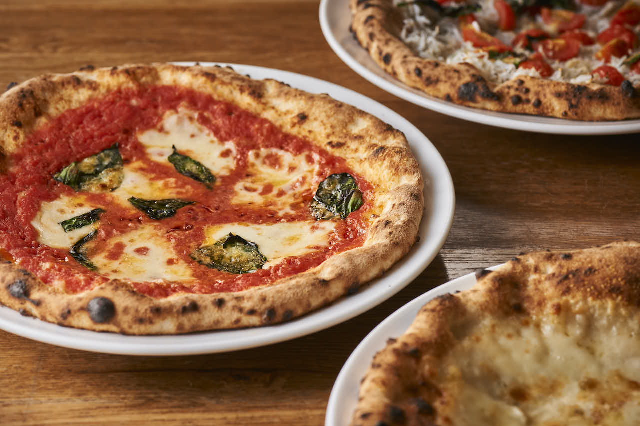 冷凍Pizzaの「定期便サービス」を４月６日よりスタートします。
