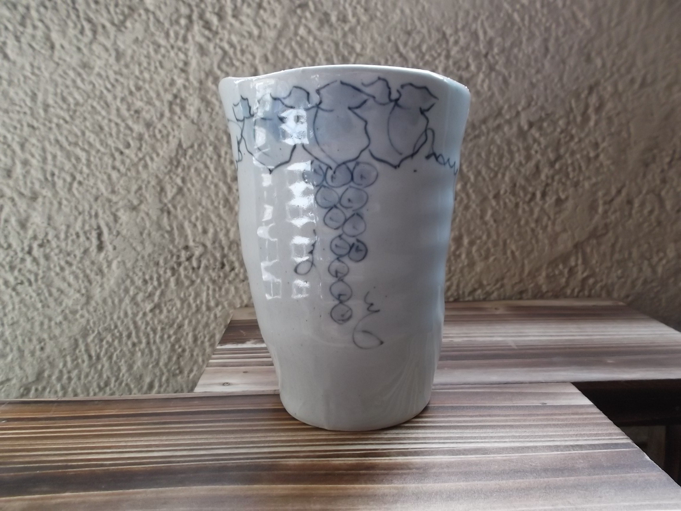 泰青庵　あまり知られていない美濃古染焼　作家作品　手造りブドウ柄フリーカップ
