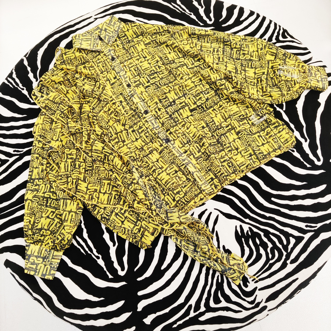 新作紹介★個性的なアシンメトリーシャツ