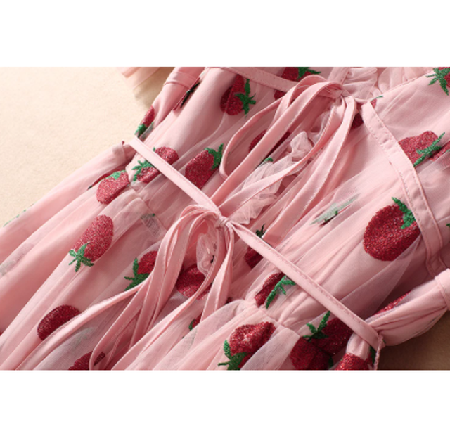 【森ガール】ピンク＋イチゴ柄の半袖メッシュワンピースの魅力【部屋着にオススメ・涼しい】