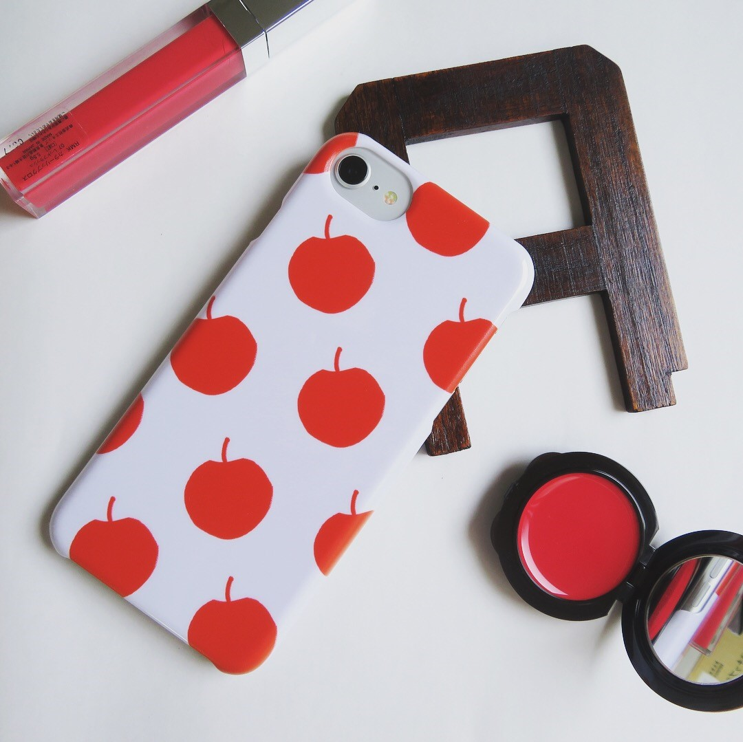 ころころかわいいiphoneケース 赤が好きなあなた必見 好きじゃないあなたも必見 Base Mag ころころかわいいiphoneケース 赤が好きなあなた必見 好きじゃないあなたも必見 Base Mag