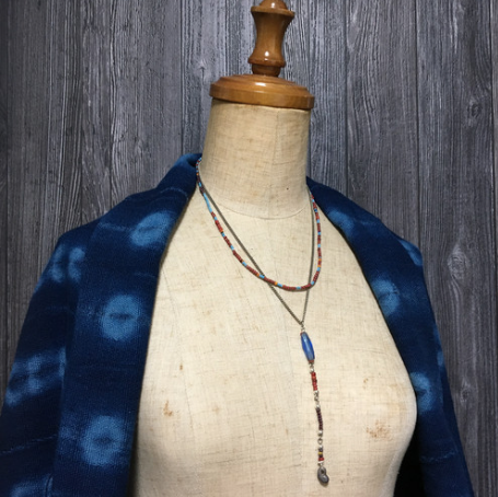 【No.214】antique ロシアンブルー 金赤 ホワイトハーツ シードビーズ チェーン カレン