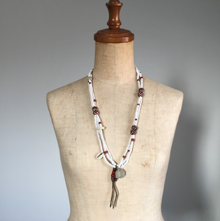 【No.259】tribal 多連 necklace antique スカンク ホワイトハーツ パド