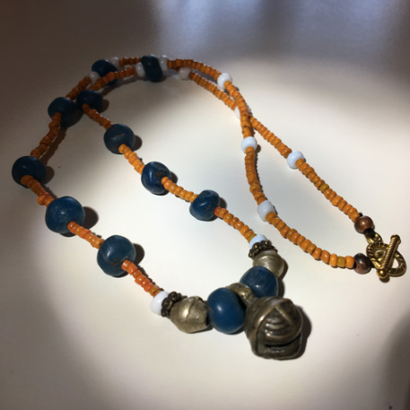 【No.212】 antique チン族 ブラスベル 少数民族 シードビーズ ネックレス