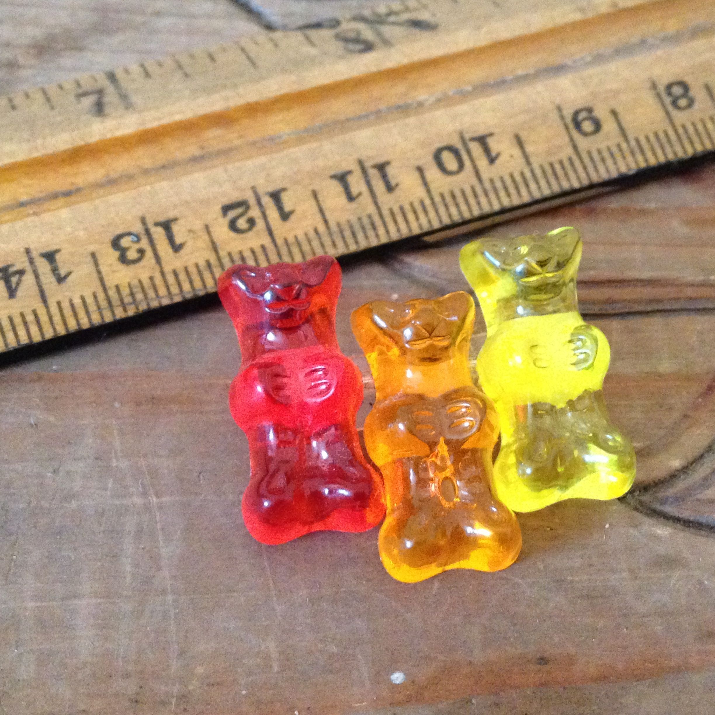 グミベアのブローチ Usagi