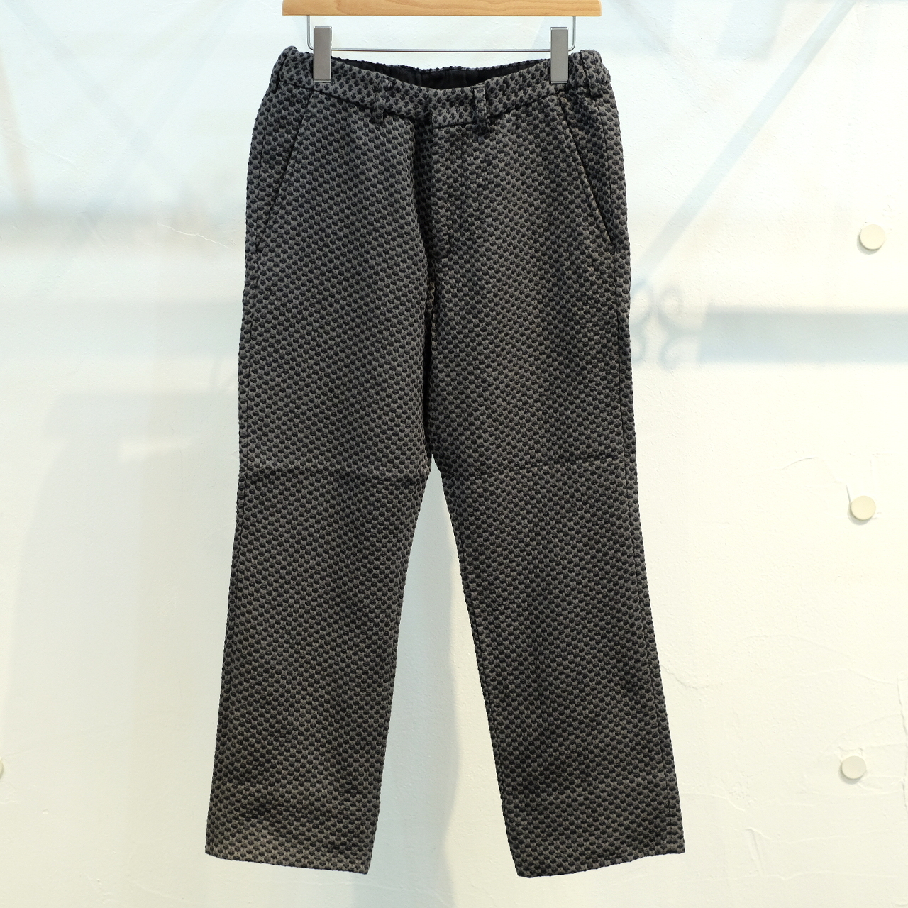 Kuon クオン 二重十字刺し子織 ロングパンツ 表墨色バージョン Circle Online Shop サークル オンラインショップ