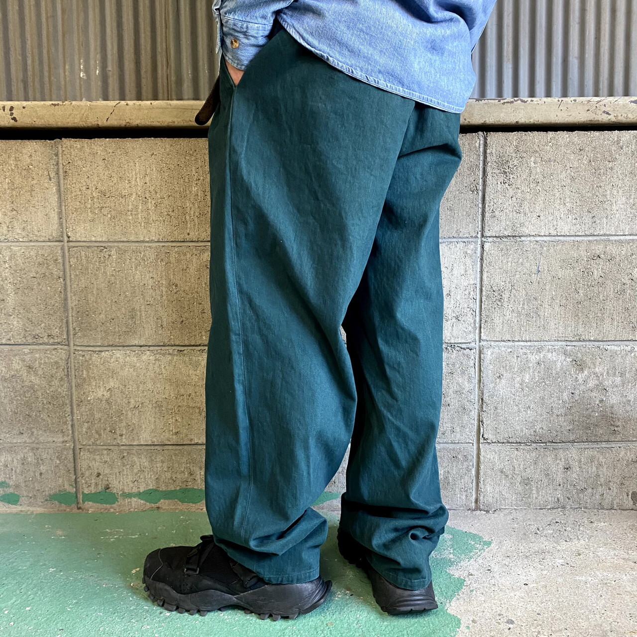 Tommy Hilfiger トミーヒルフィガー ツータック ワイド チノパンツ メンズw33 古着 カラーパンツ グリーン緑色 ロングパンツ All15 Cave 古着屋 公式 古着通販サイト