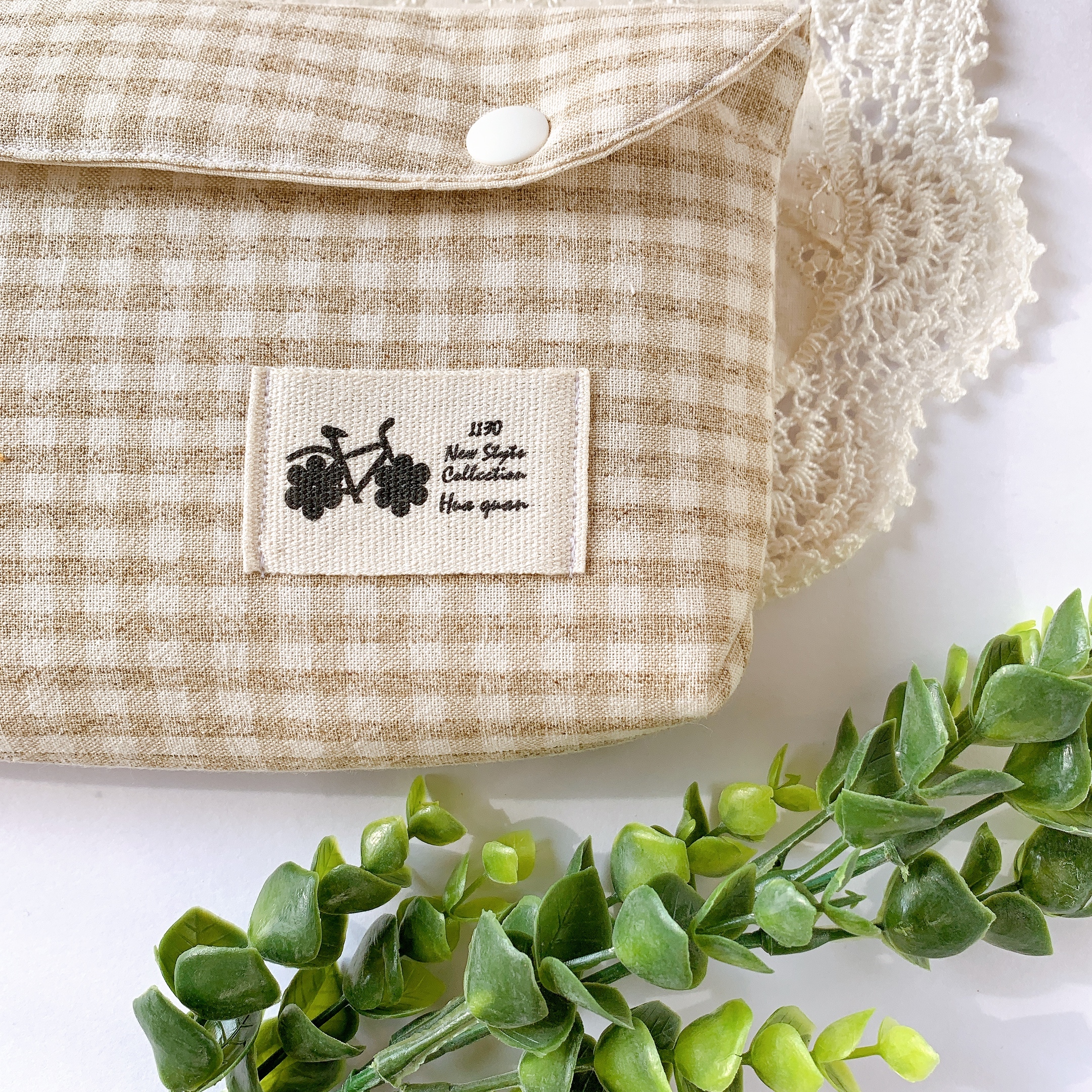 淡いベージュチェックのスイッチライトケース Kkocyun97 Handmade韓国雑貨