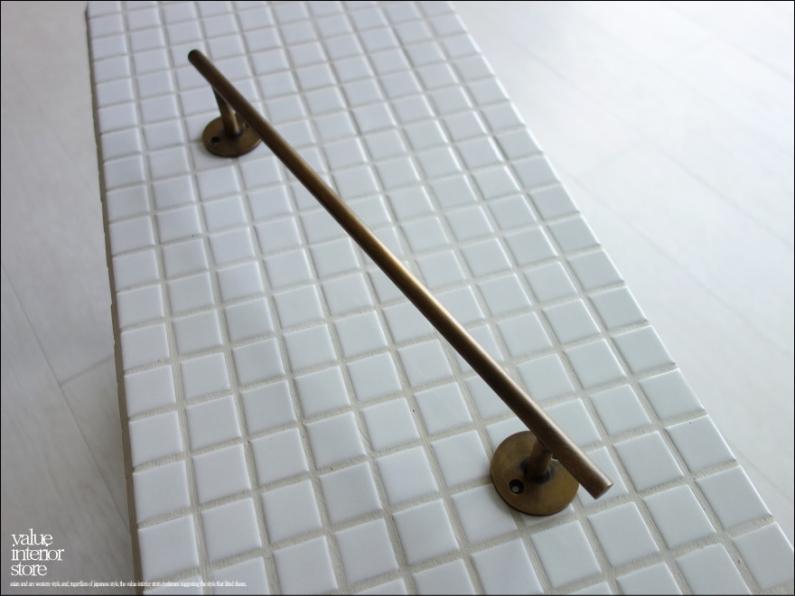 真鍮ドアハンドルt35 ノブ 取っ手 鋳物 鋳造 レトロ 新品 ブラス取手 店舗什器 Diy シャビー アンティーク調 素材 真鍮金物 幅35cm Valuestore