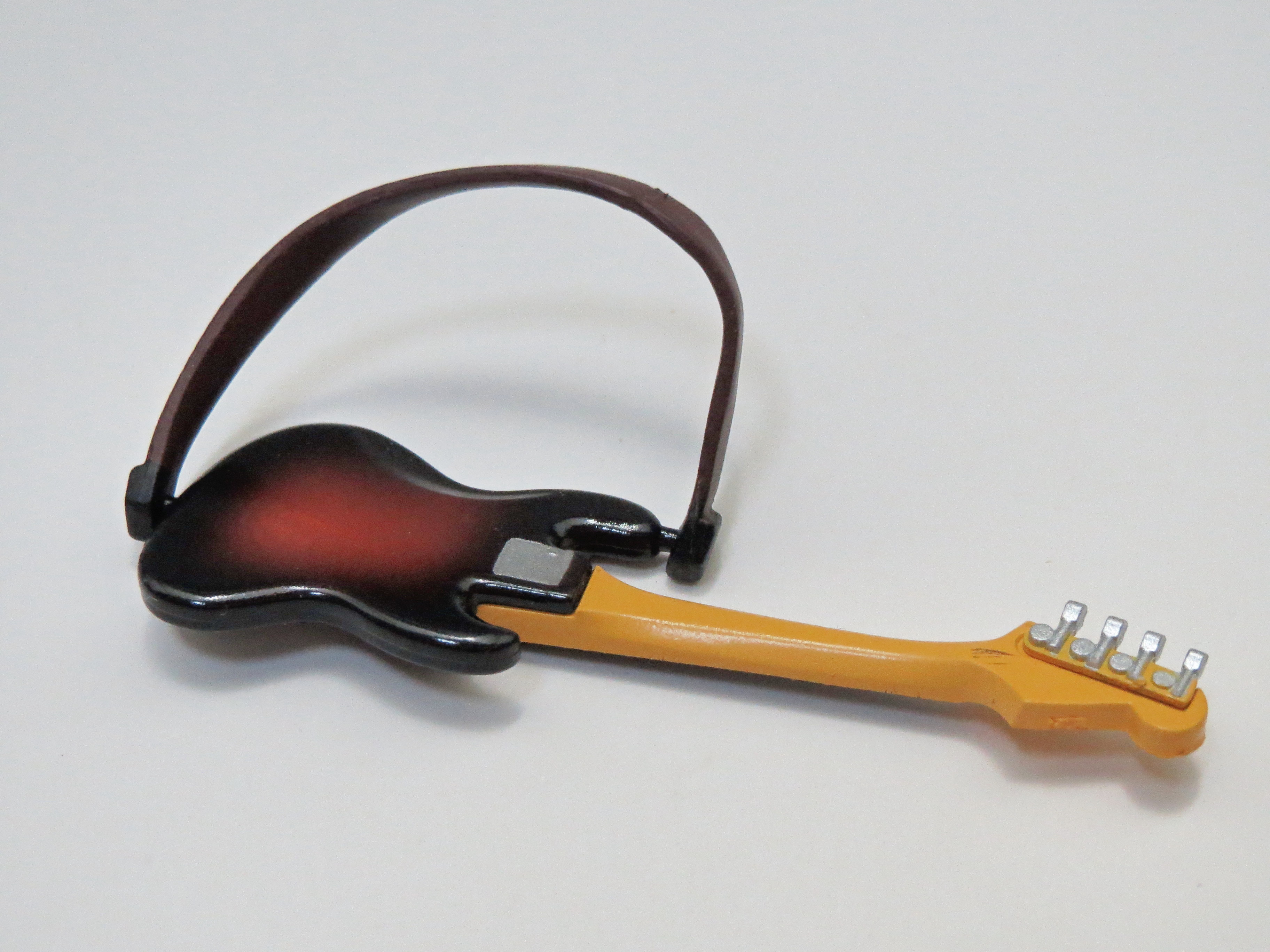 再入荷 0 秋山澪 小物パーツ ベース ねんどろいど ホビー通販 アニホープ