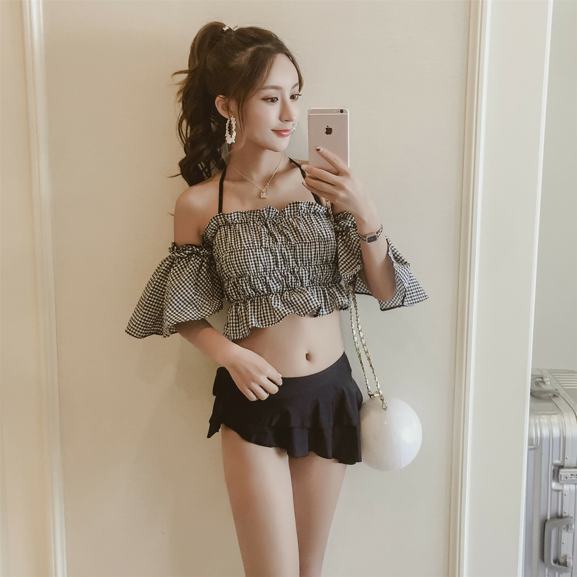 人気no 10 オフショル レディース ビキニ ギンガムチェック ホルターネック モノトーン フレア 水着 大きいサイズ 体型カバー Marina Front