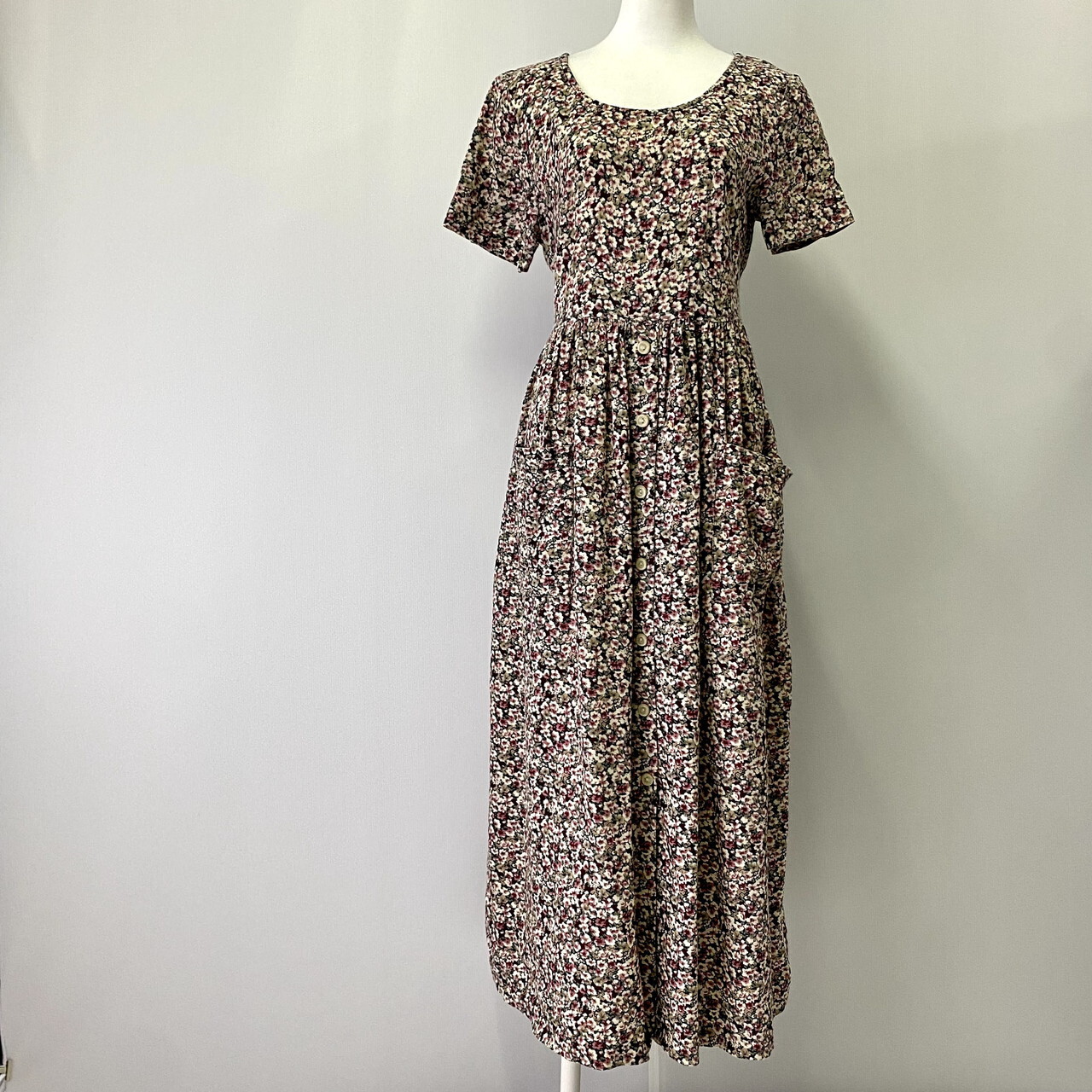 All That Jazz 花柄 ポケット付き フロントボタン 半袖 ワンピース レディースs相当 古着 レーヨン レッド系 赤色 ワンピース Sa2107 Cave 古着屋 公式 古着通販サイト