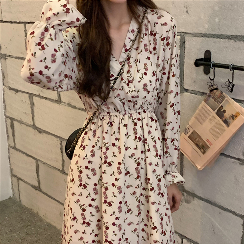 Vネックフェミニンワンピースre361 Repos Run ルポラン