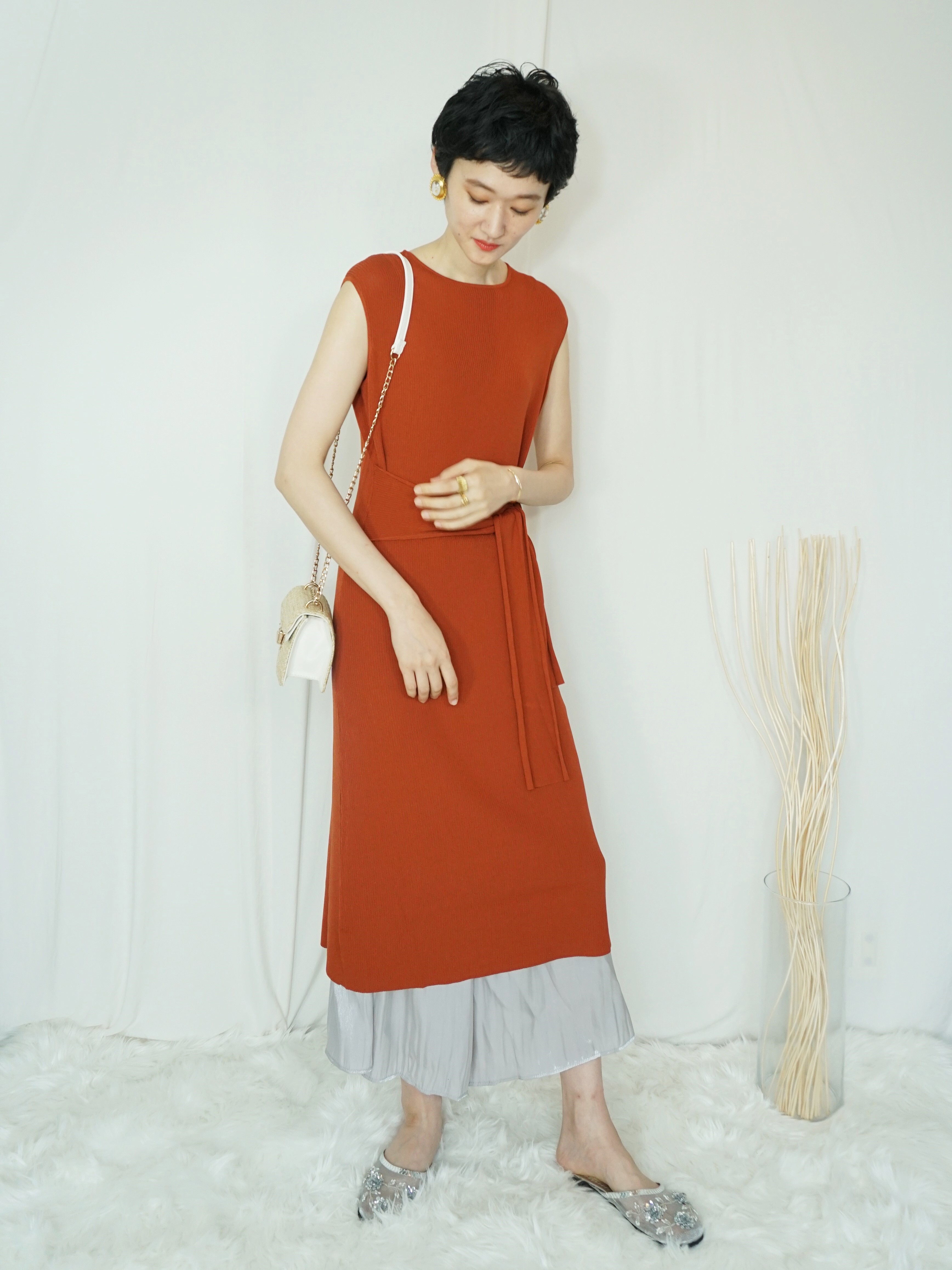 ウエストリボンニットワンピ Fashfren ファッシュフレン 大人の女性へ向けた着やすくかつアクセントのあるエレガントなお洋服