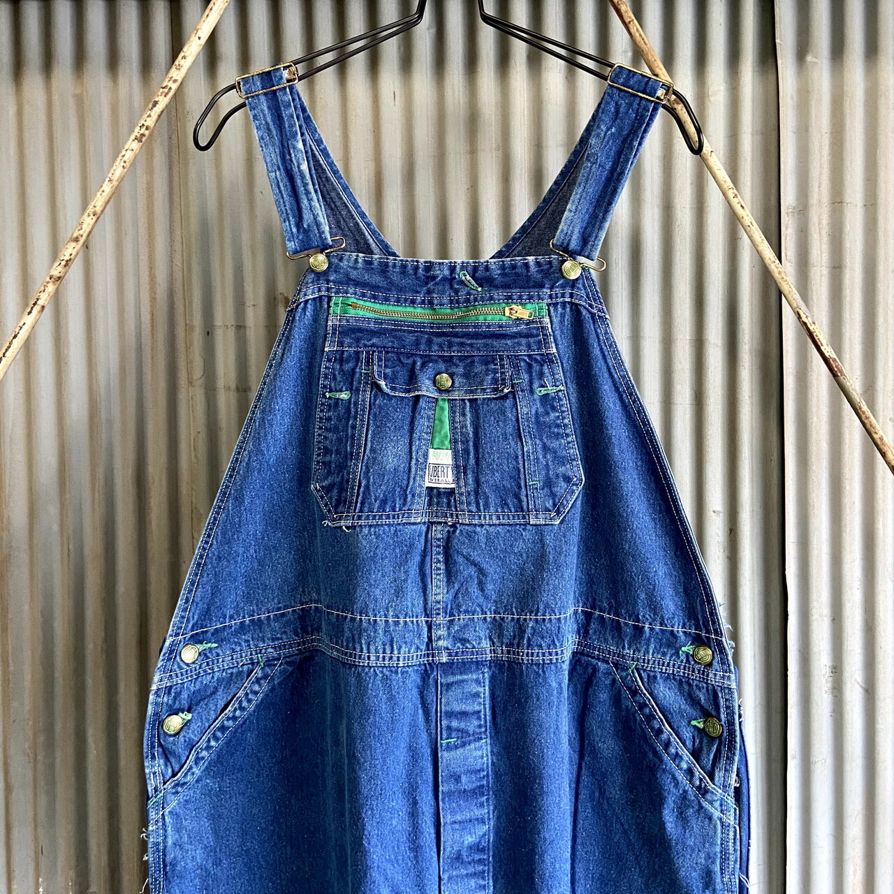 ビッグサイズ 70年代 80年代 Liberty リバティー クロップド デニム オーバーオール メンズw48 古着 70s 80s ビンテージ ヴィンテージ ボタンフライ 濃色 大きいサイズ オーバーオール Al2109 Cave 古着屋 公式 古着通販サイト