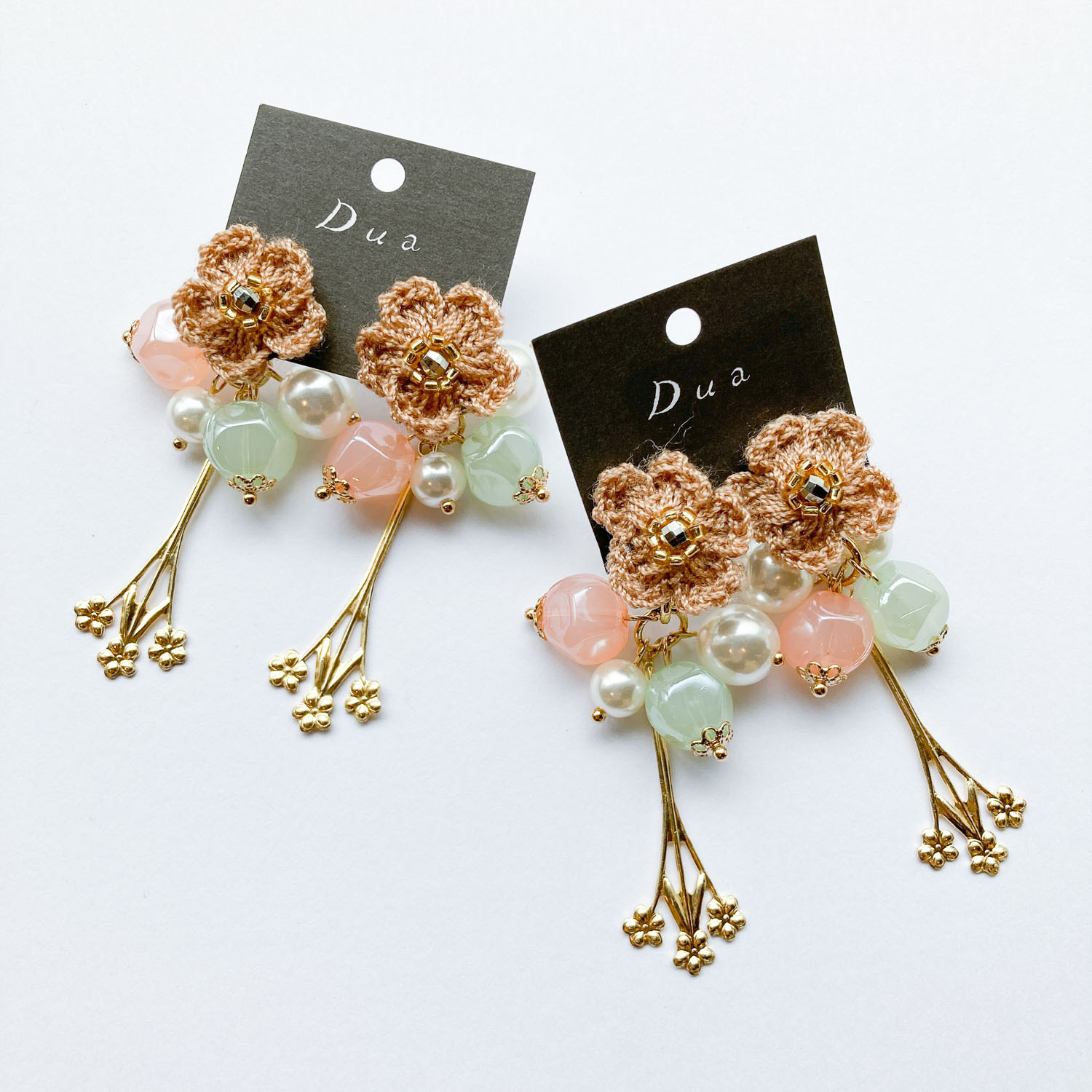 お花トップとビーズ Usa真鍮チャームの ピアス イヤリング Dua アクセサリーパーツショップ