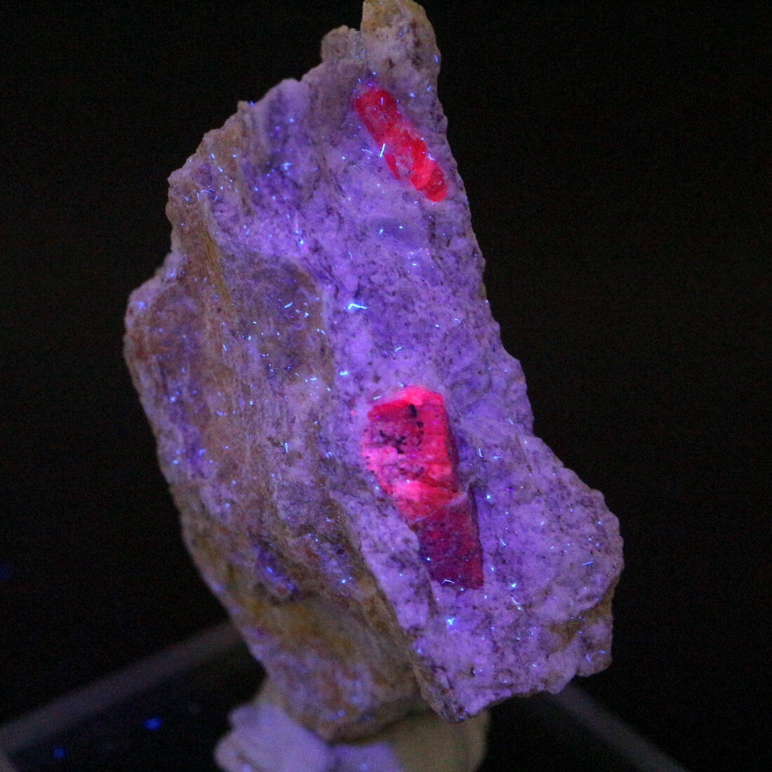 カリフォルア産 コランダム ルビー サファイア 原石 25 3g Crd048 鉱物 天然石 American Minerals Gemmy You