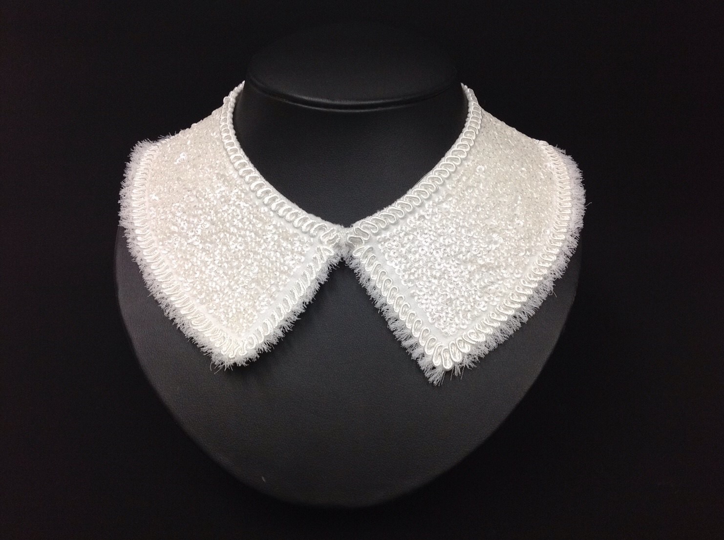 キッズ Lck 059 Wh 子供用ランダムスパンコールつけ襟 ホワイト Lacollete